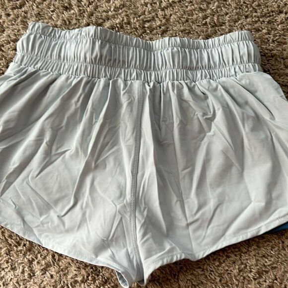 FP Movement athletic shorts. Size XS - Picture 4 of 4